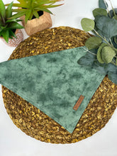 Load image into Gallery viewer, Textured Jade