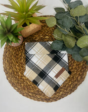 Load image into Gallery viewer, Black & Tan