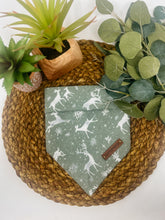 Load image into Gallery viewer, Dashing Deer