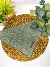 Load image into Gallery viewer, Monsteras