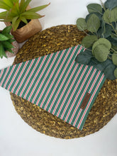 Load image into Gallery viewer, Peppermint Twist