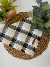 Load image into Gallery viewer, Black & Tan