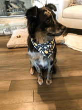 Load image into Gallery viewer, Cheers to Beers