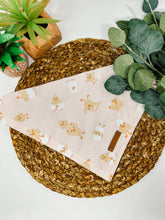 Load image into Gallery viewer, Sweet Egg-Scape