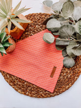 Load image into Gallery viewer, Hugs and Kisses