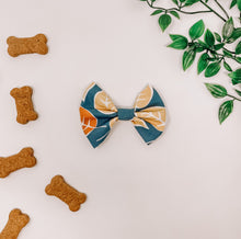 Load image into Gallery viewer, Don’t Stop Be Leaf-in Bow Tie