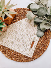 Load image into Gallery viewer, Spotted Sparkles