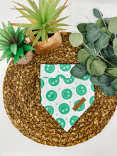 Load image into Gallery viewer, Happy Go Lucky