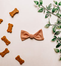 Load image into Gallery viewer, Blush Hair Bow