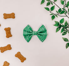 Load image into Gallery viewer, Santa’s List Bow Tie