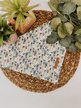 Load image into Gallery viewer, Birds of a Feather