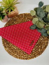 Load image into Gallery viewer, Little Kisses on Red
