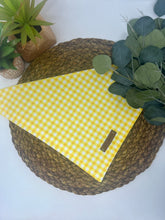 Load image into Gallery viewer, Checkered Pastel - Daffodil
