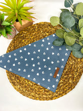 Load image into Gallery viewer, Sally’s Seashells
