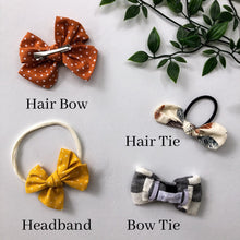 Load image into Gallery viewer, Hello Gourd-geous! Hair Bow
