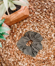 Load image into Gallery viewer, Autumn Scrunchies
