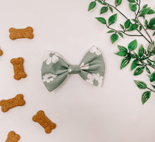 Load image into Gallery viewer, Life of The Paddy Bow Tie

