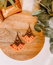 Load image into Gallery viewer, Diamond Chevron Fringe
